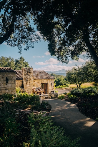 Holman Ranch Estate Vineyard & Winery