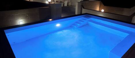 Piscine couverte, piscine chauffée