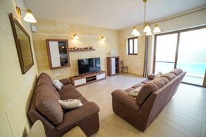 Living area - Nadurija Holiday Home (In-Nadur)