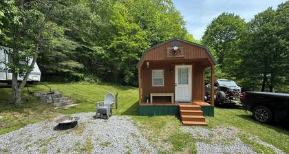 Pickles Place<br>Cabin located at trailhead of Hatfield and Mccoy/outlaw trails