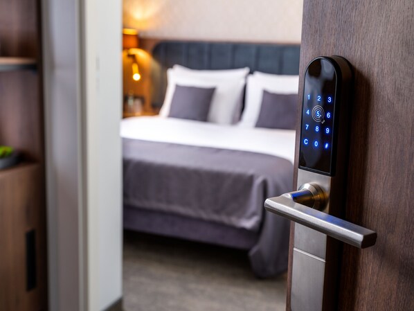 Seprai premium, didekorasi berbeda-beda, Wi-Fi gratis, dan seprai linen