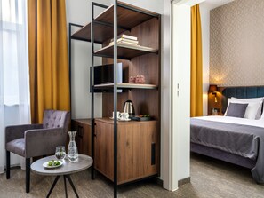 Apartament nr 17 - Apartament typu Junior Suite | Premium bedding, individually decorated, free WiFi, bed sheets - Old Market Residence (Kraków)