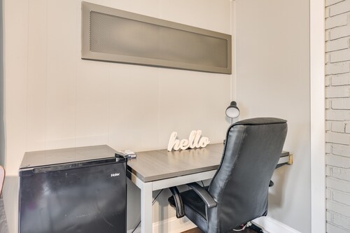 Enjoy Life Studio. Traveling Nurses Welcome!