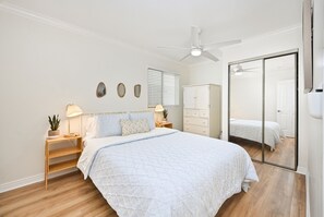 3 室のベッドルーム、アイロン / アイロン台、旅行用ベビーベッド、WiFi (無料)