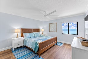 2 dormitorios, tabla de planchar con plancha, wifi gratis y ropa de cama