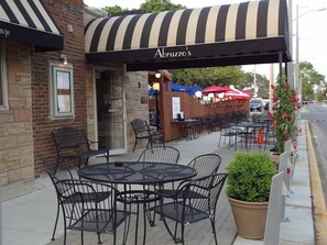 Outdoor dining