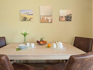 Dining - Ritter Dietrich Wf-47 - Der Westflügel (Stolpe auf Usedom)