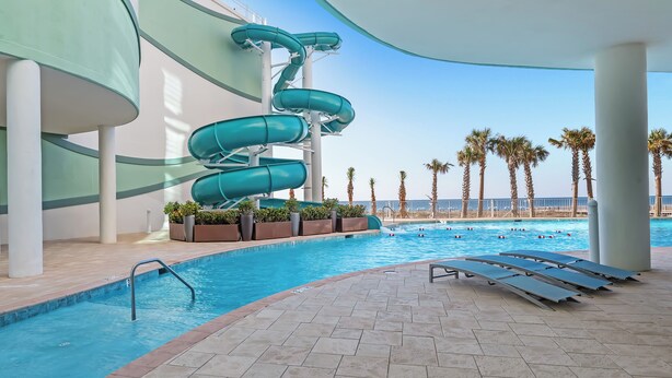 Una piscina techada
