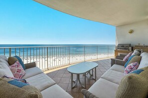 Property grounds - Hot Tub & Grill on Private Balcony | Luxury Beachfront Condo | My Beach Getaways (Orange Beach)