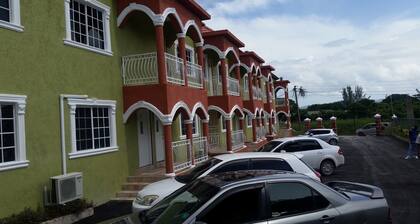 Villa Giovanni Paris - Beautiful Secured Complex! Fully Gated!