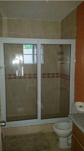 Villa Giovanni Paris - Beautiful Secured Complex! Fully Gated!