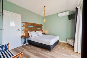 1 bedroom, travel cot, WiFi