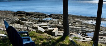 Betty's Place - Cozy ocean front getaway, Relax, Reconnect and Recharge on the Maine Coast