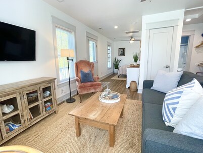 Peaceful Retreat, OBX Village Studio