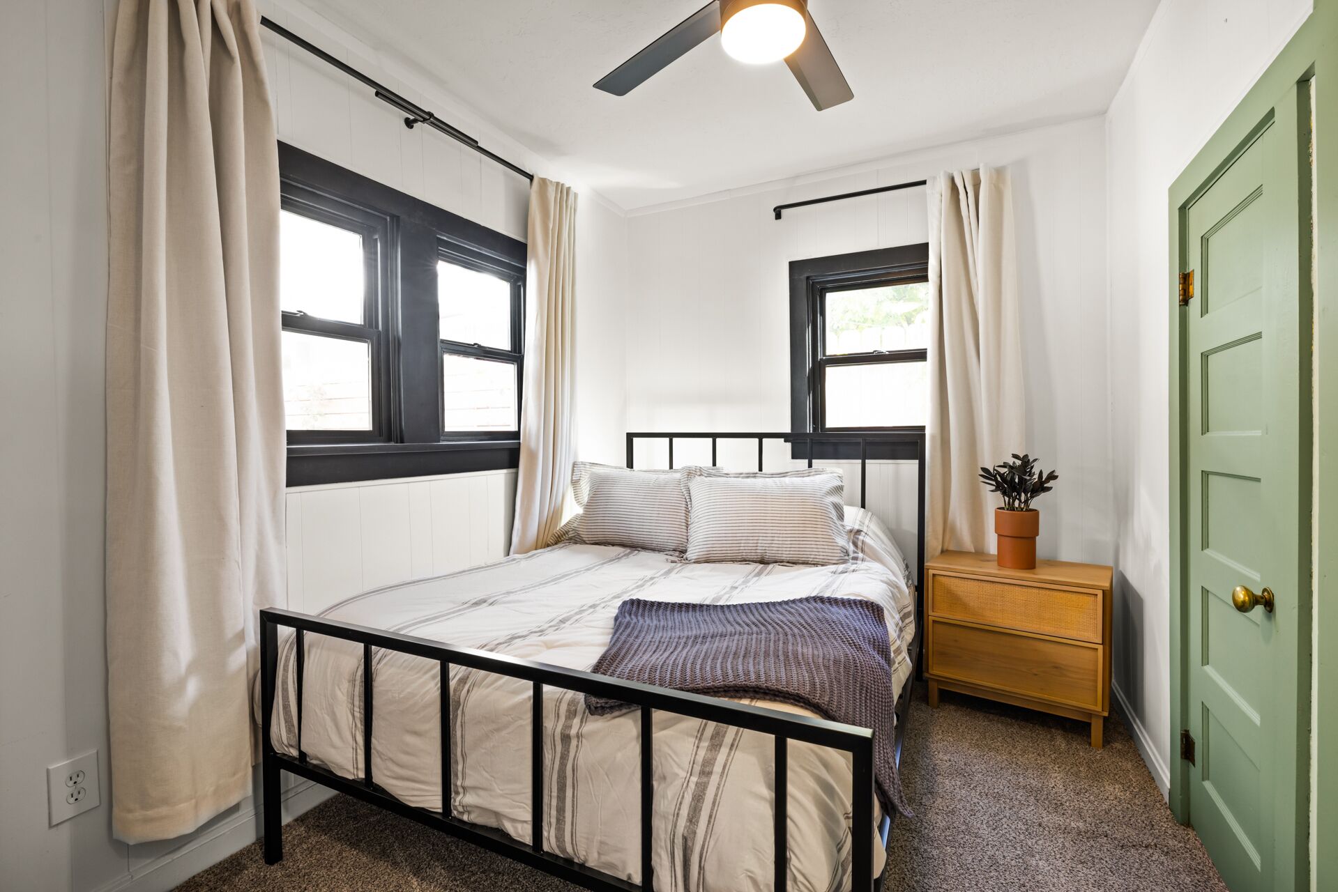 1 bedroom, memory-foam beds, free WiFi, bed sheets