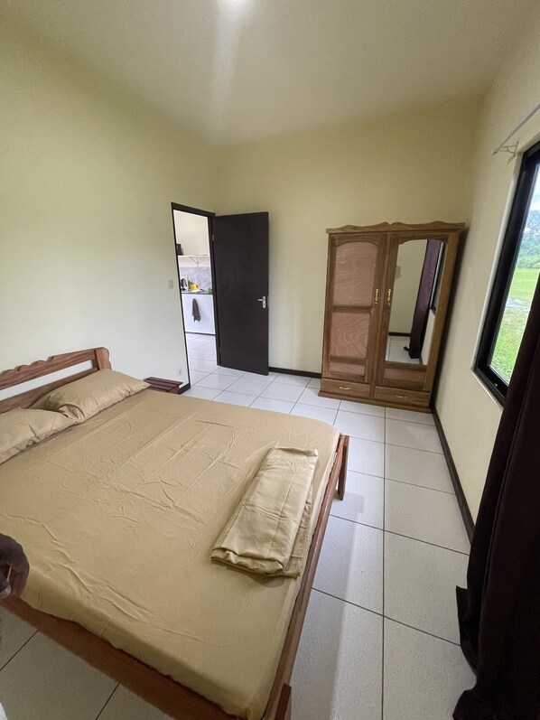 2 slaapkamers, gratis wifi, beddengoed