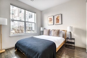 2 chambres, fer et planche Ă repasser, Wi-Fi, draps fournis