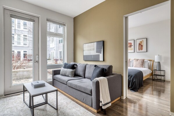 TV, stereo - Lovely Somerville 2BR w/ W/D, Gym & Roof, nr Assembly T, by Blueground (Boston)