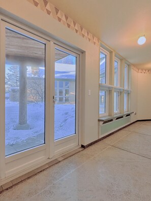 Interior - Prime Location Downtown Studio (Anchorage)