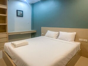 Superior Room | Desk, free WiFi, bed sheets