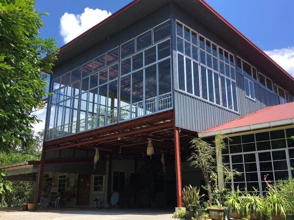 Façade de l’hébergement