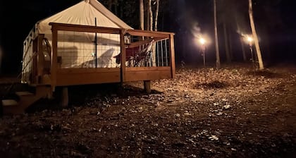 Secluded glamp site with hiking and water activities