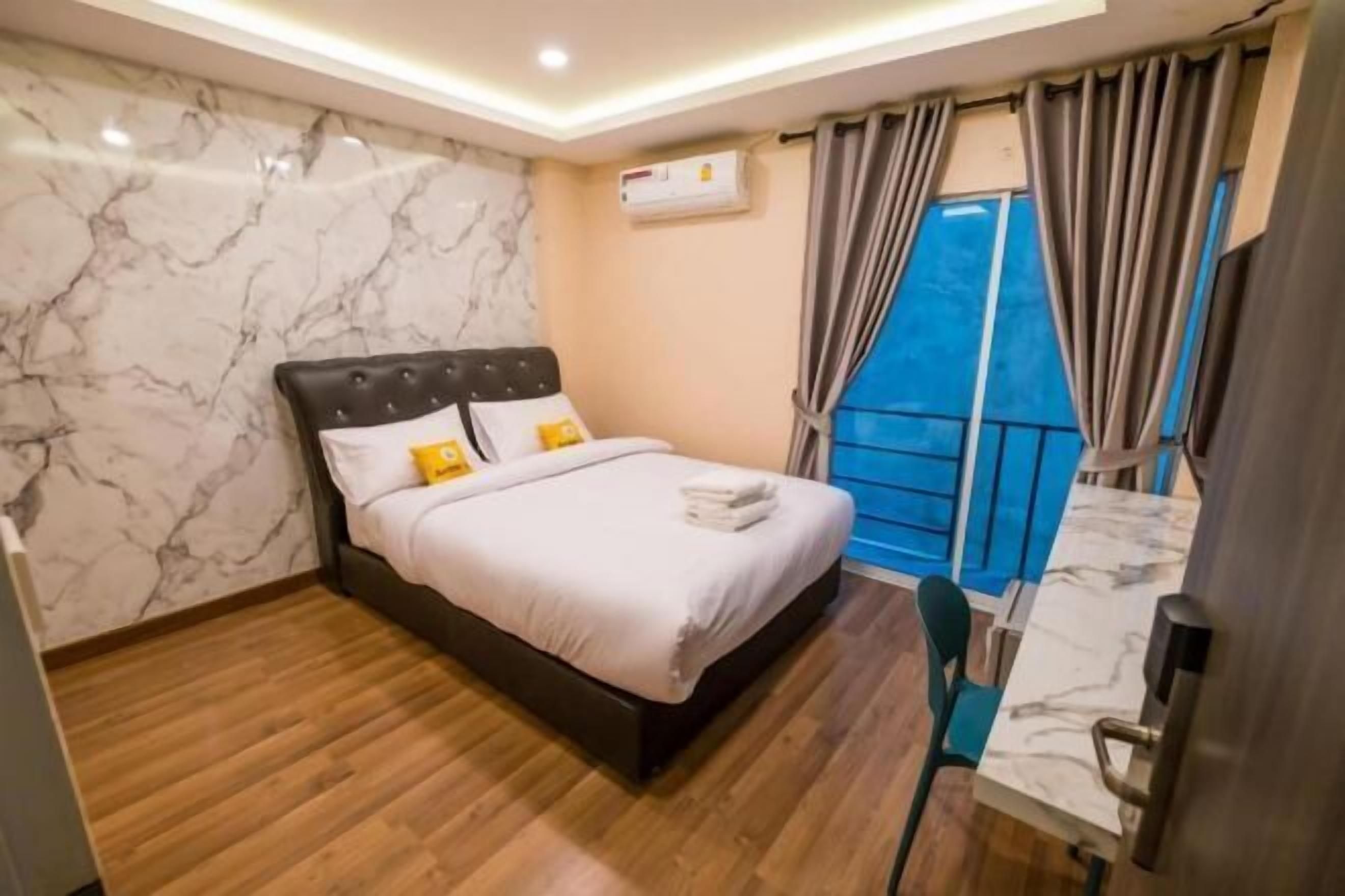 防过敏的被褥、迷你吧（备有免费物品）、办公桌、隔音