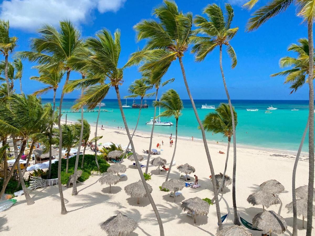 Beach nearby, white sand