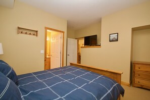 2 chambres, lit parapluie, Wi-Fi gratuit, draps fournis