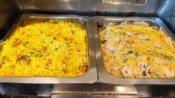 Desayuno buffet incluido todos los días