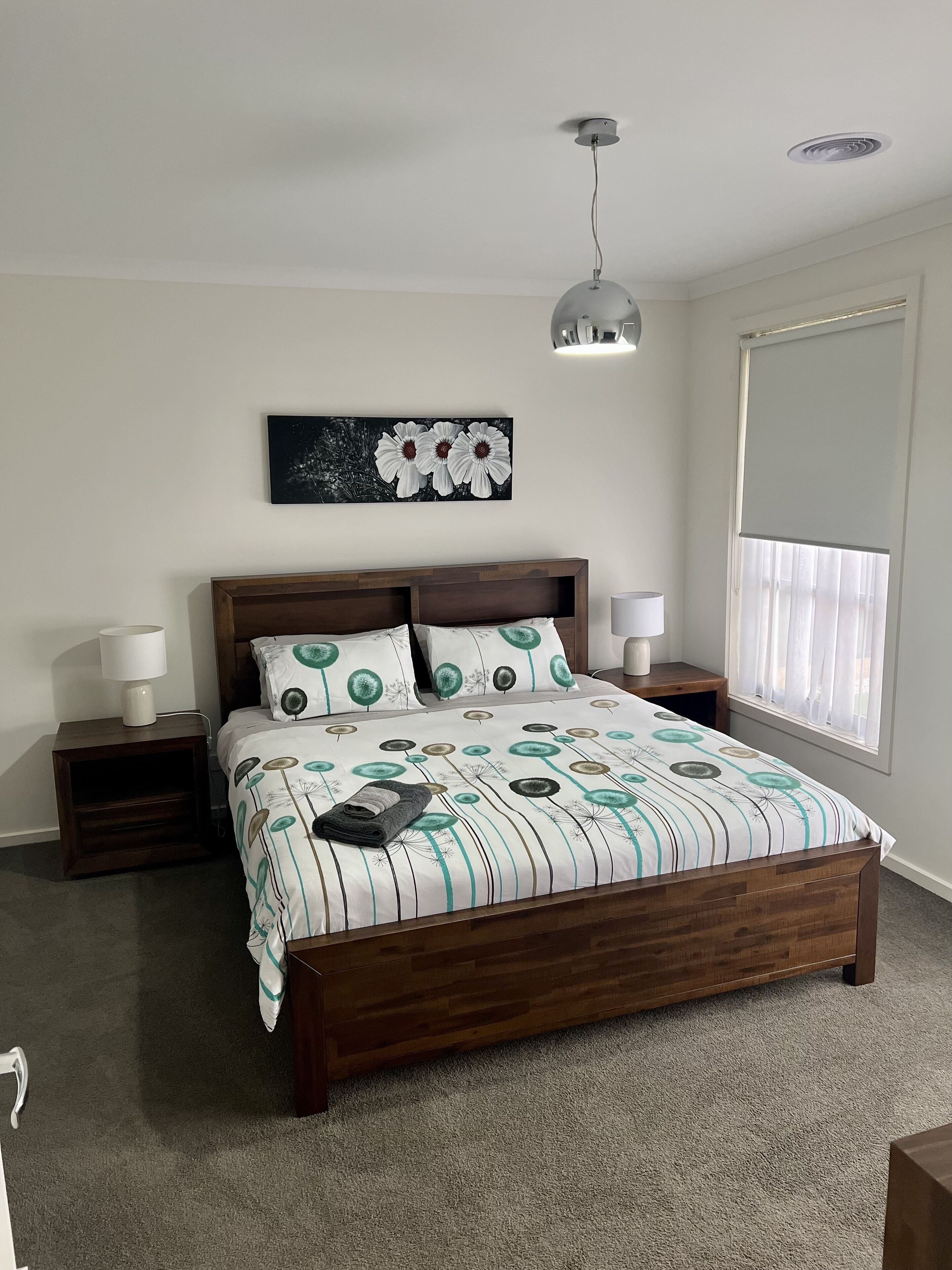 4 bedrooms, iron/ironing board, travel cot, free WiFi