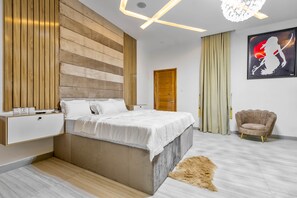 5 camere, Wi-Fi, lenzuola