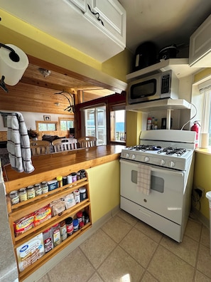 Fridge, microwave, oven, stovetop - Experience Glacier View charm - cozy 1-bedroom apartment (Sutton)