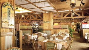 Dining - NEW LISTING! Palm Beach Shores Resort | Beachfront Location | Singer Island (Palm Beach Shores)