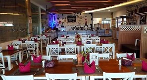 Dining - Odaita Hotel (Pamekasan)