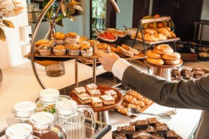 Daily full breakfast for a fee - Soho Hotel Auckland (Auckland)