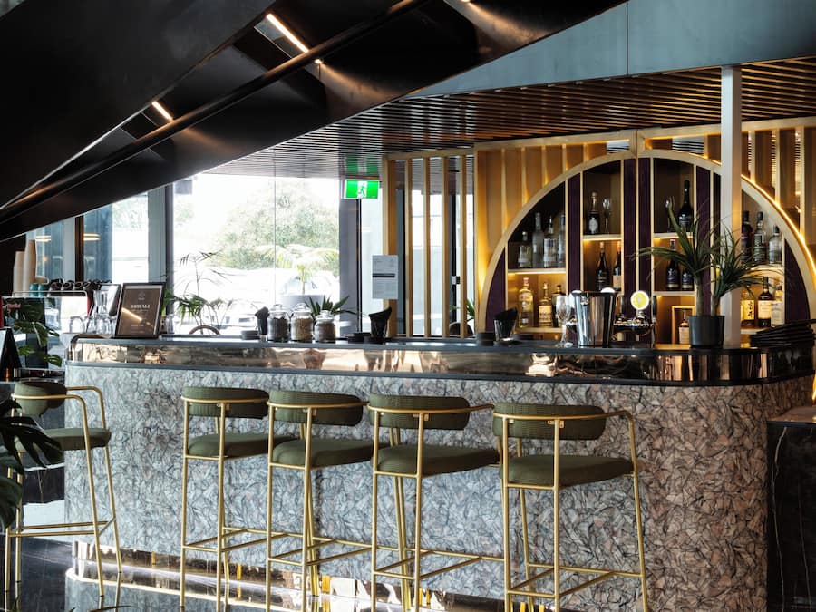 Bar (di hartanah)