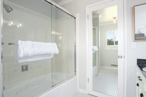 Shower, towels