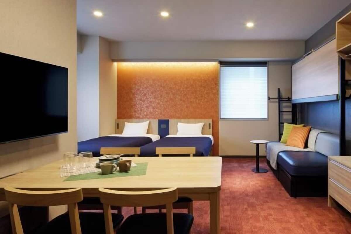 In-room safe, blackout drapes, iron/ironing board, WiFi (free)