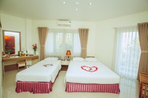 Room - An Hotel by Zuzu (Can Tho)