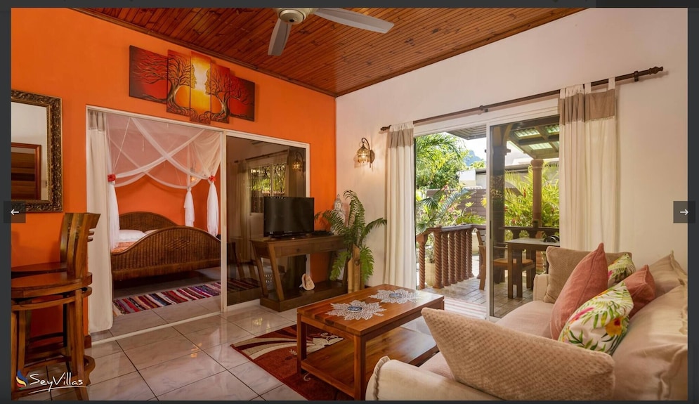 Effies Mountain View Villa - Gecko Villa - セーシェル
