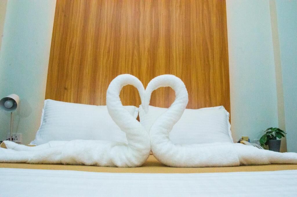 Photo - ELTI SUITES By Bluebookers