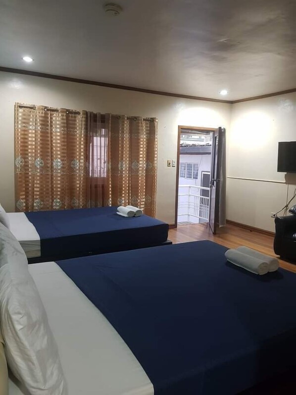 Chambre Familiale | Wi-Fi gratuit