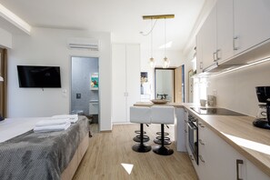 1 chambre, fer et planche à repasser, Wi-Fi, draps fournis