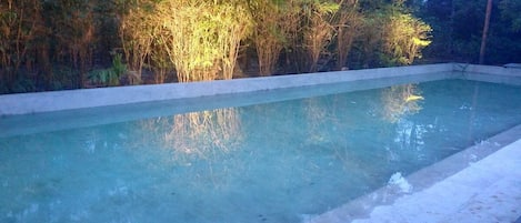 Piscine extérieure