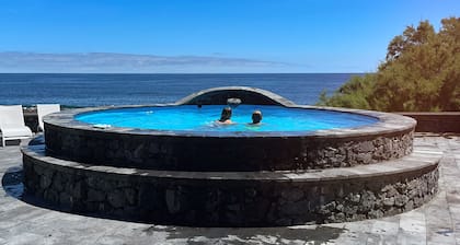 Stylish 2 Bedroom Stone House On Ocean Front In São Jorge, Azores (Belo Surf)