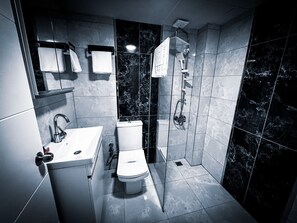 Egyptian cotton sheets, premium bedding, free WiFi - Life Artemis Otel (Izmir)