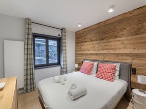 4 chambres, Wi-Fi gratuit, draps fournis