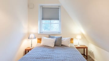 1 bedroom, iron/ironing board, free WiFi