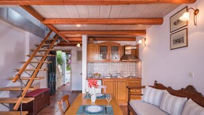 TV - Orionas Village - Two bedroom Maisonette (Chania)
